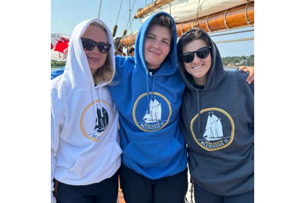 Bluenose II Company Store