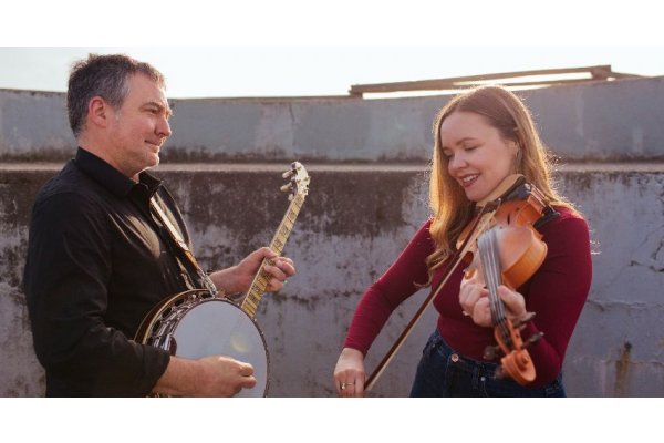Rachel & Darren Live
